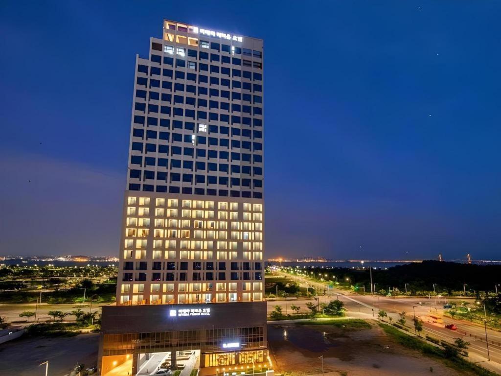 Riviera Incheon Airport Hotel מראה חיצוני תמונה