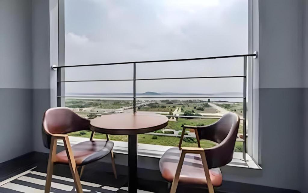 Riviera Incheon Airport Hotel מראה חיצוני תמונה