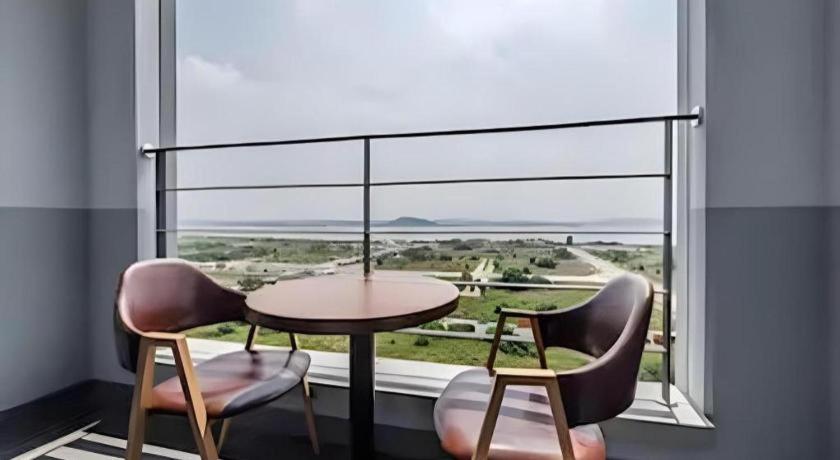 Riviera Incheon Airport Hotel מראה חיצוני תמונה